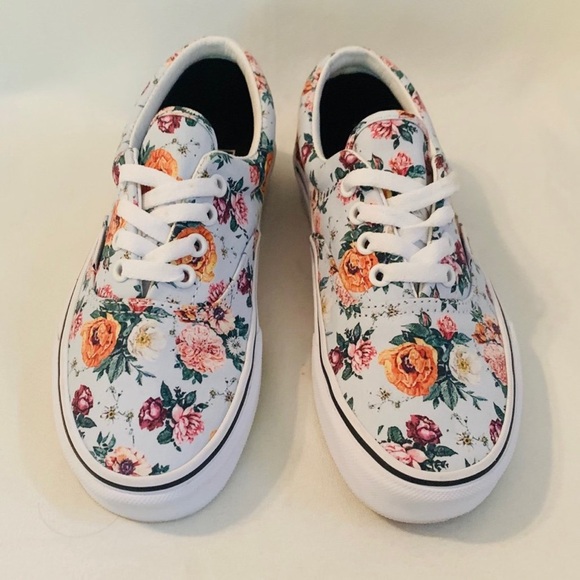 VANS Floral Lace Up Sneakers - Picture 2 of 8